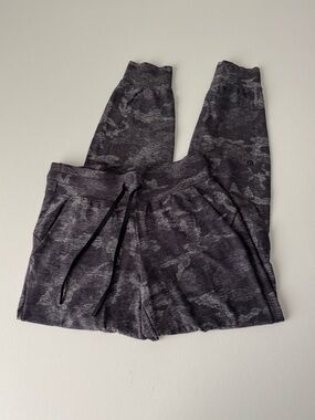 Lululemon Ready to Rulu Joggers Camo